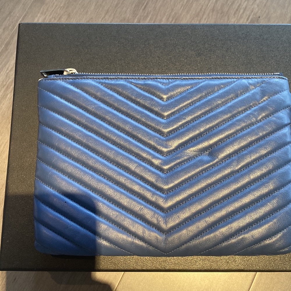Saint Laurent YSL monogram wristlet, quilted pouch wallet - Picture 3 of 7